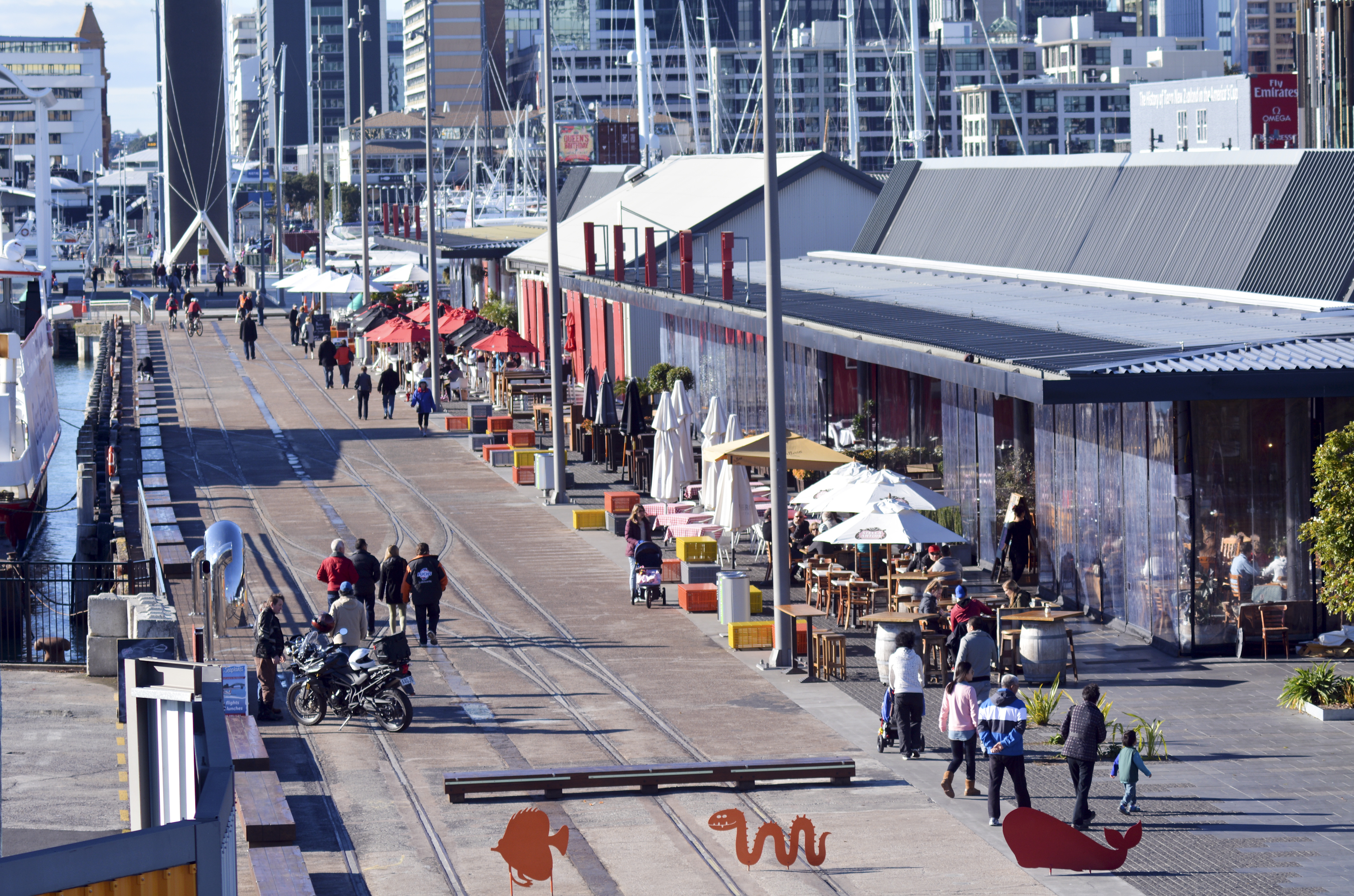 Wynyard Quarter offers great dining, markets, a playground for the kids, outdoor cinema in the summer and the fish markets.